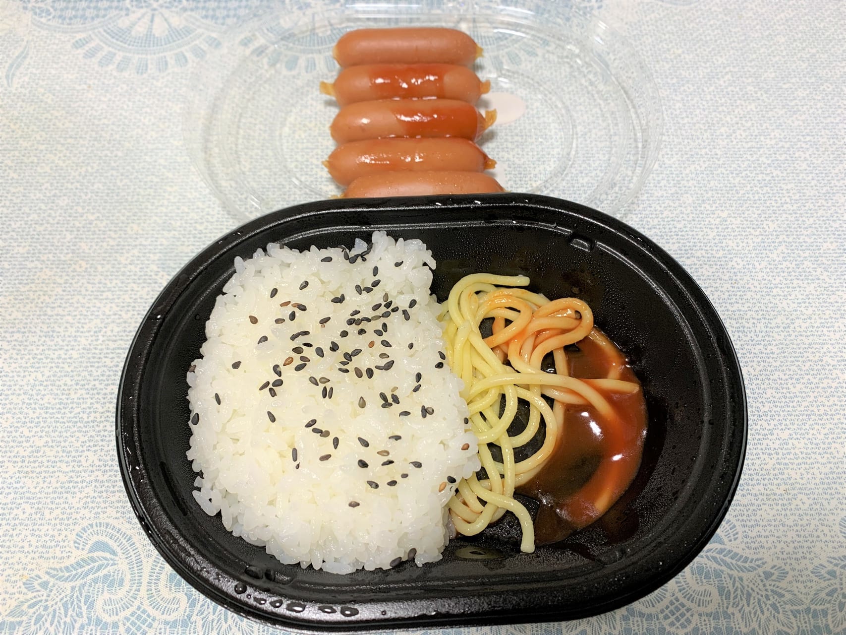 ローソン　ウインナー弁当